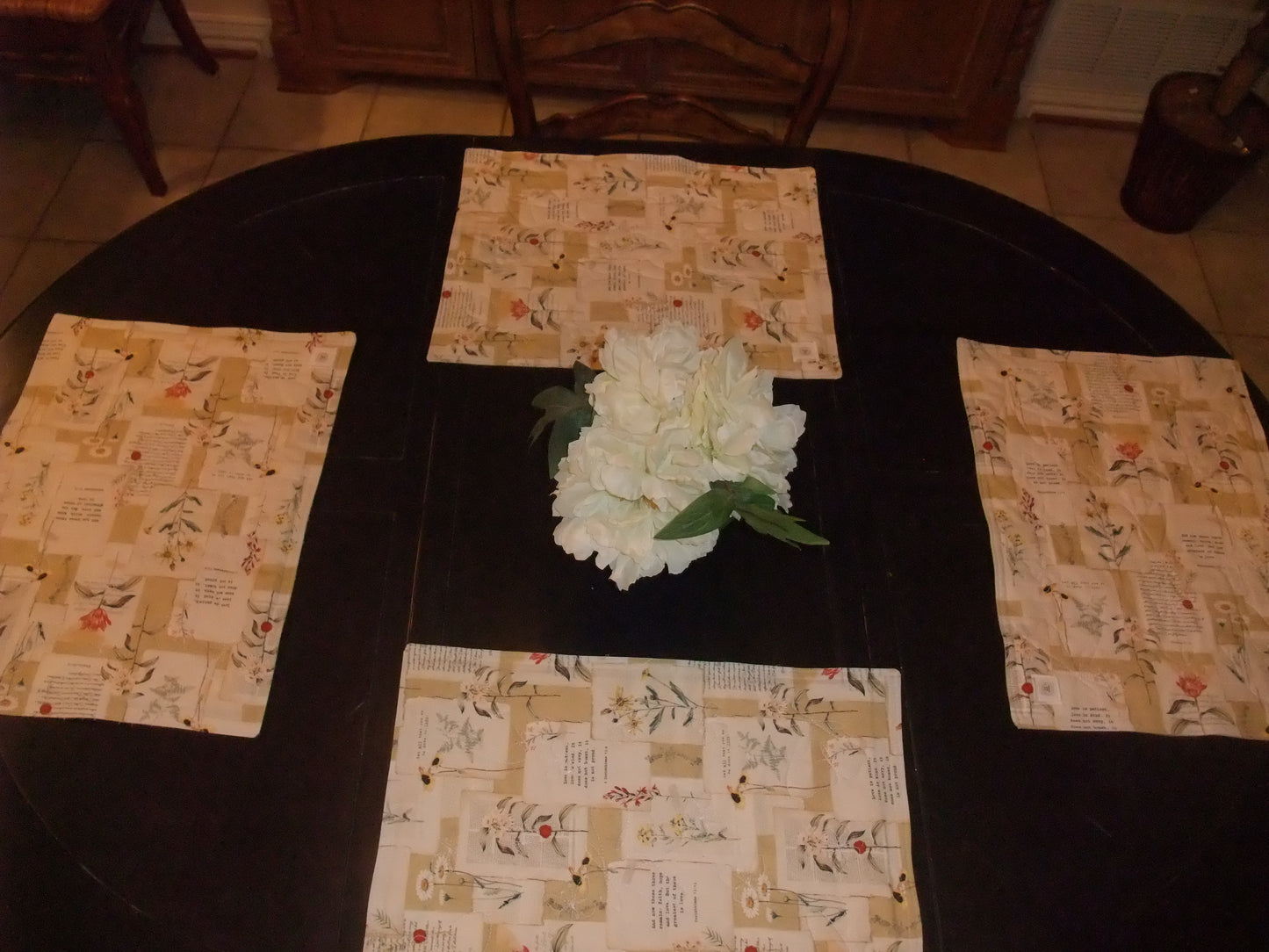 (116) Botanical Scripture Reversible Placemats – Set of 4