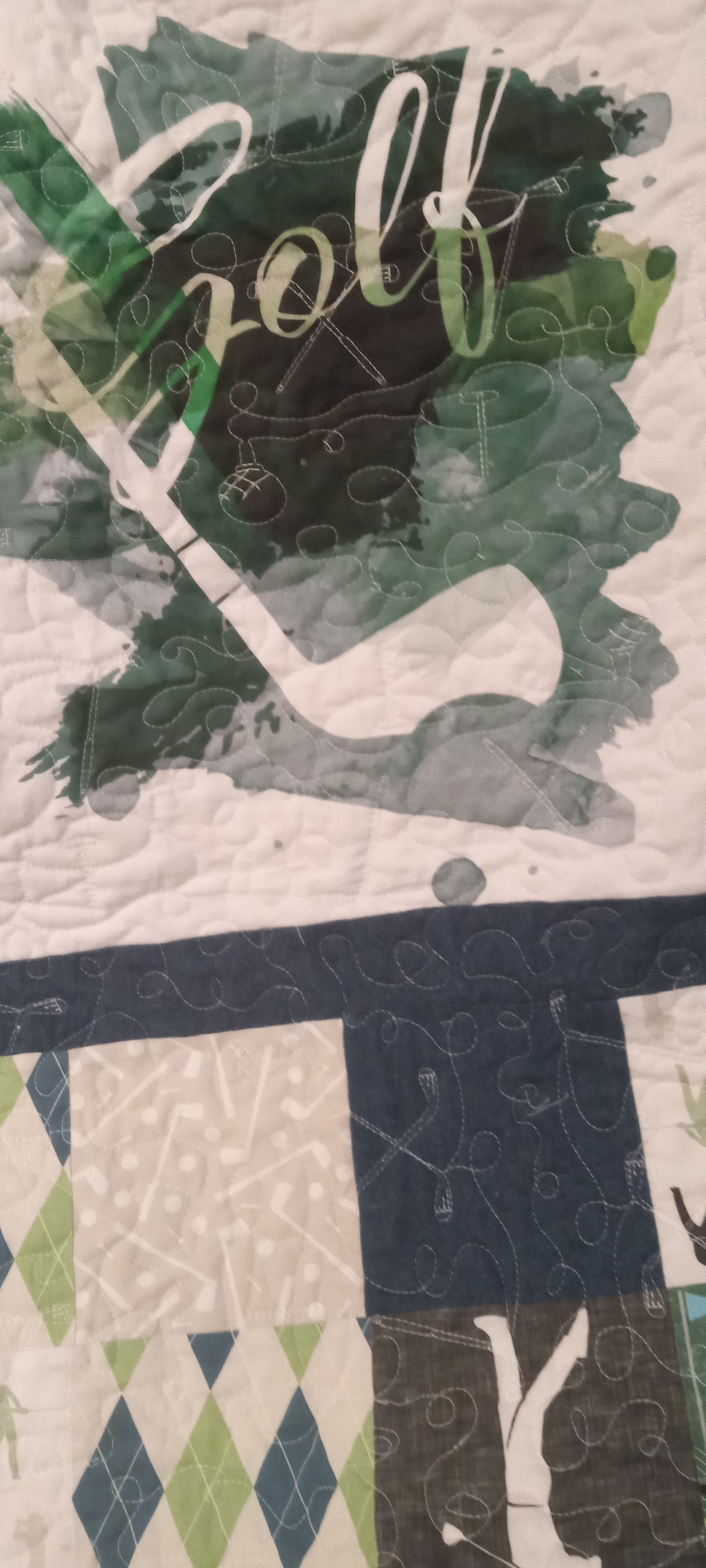 (141) On the Green, Golf-Themed Lap Quilt – 43" x 43