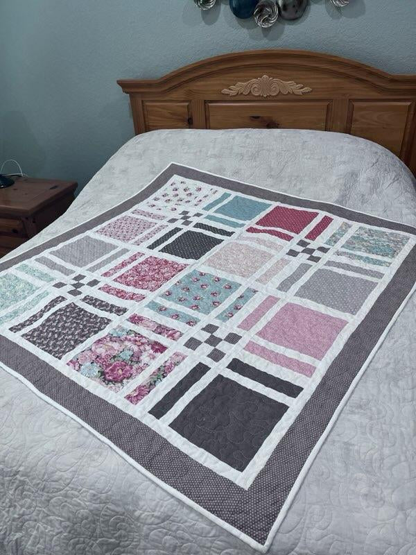 (523) Cocoa and Blocks Quilt