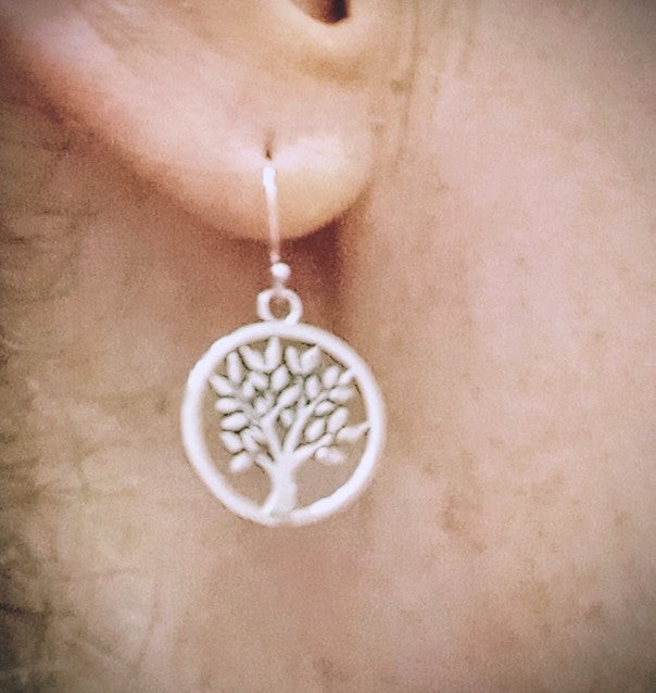 (152) Belva Ann Silver Tree Earrings
