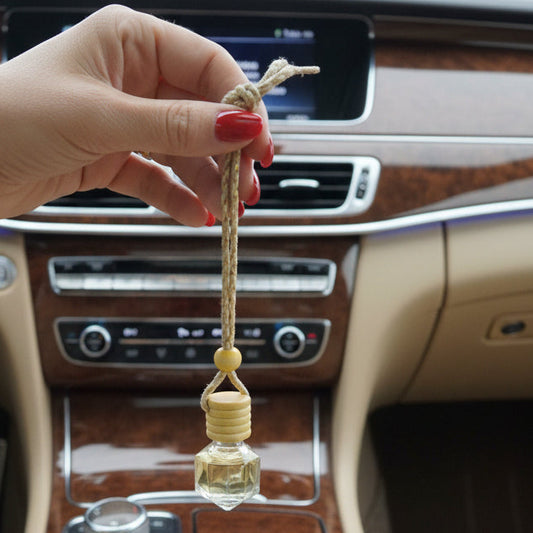 Aromatic car diffuser makes me happy