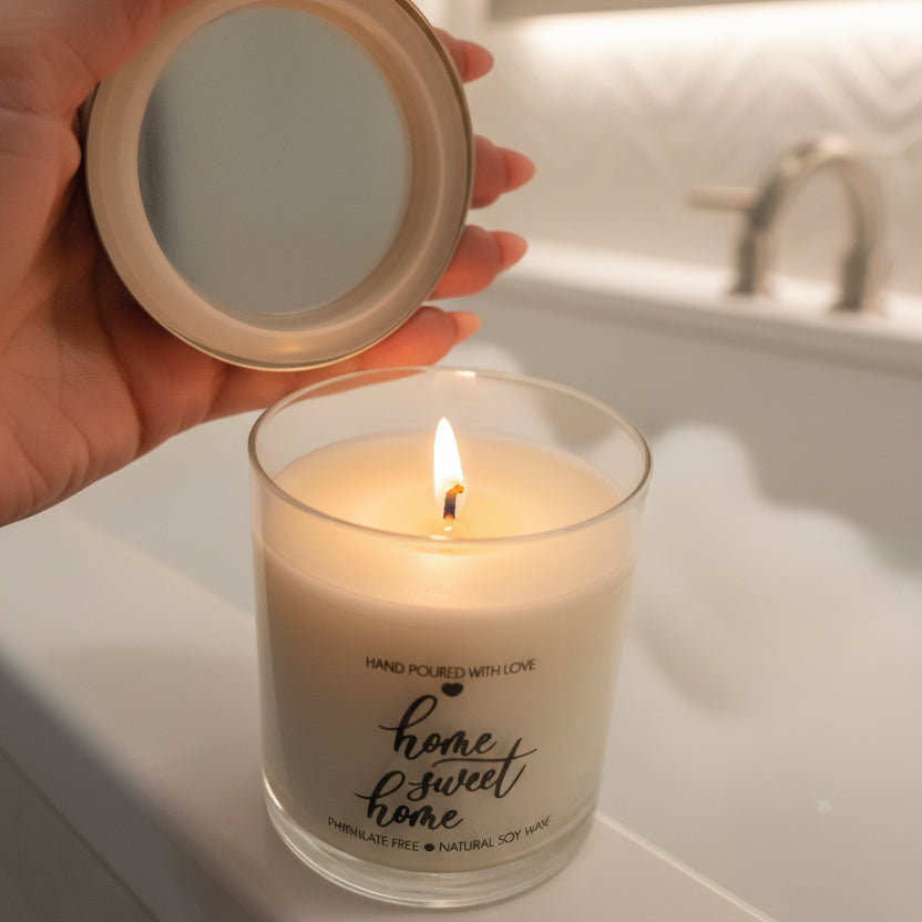 Azure-scented soy candle