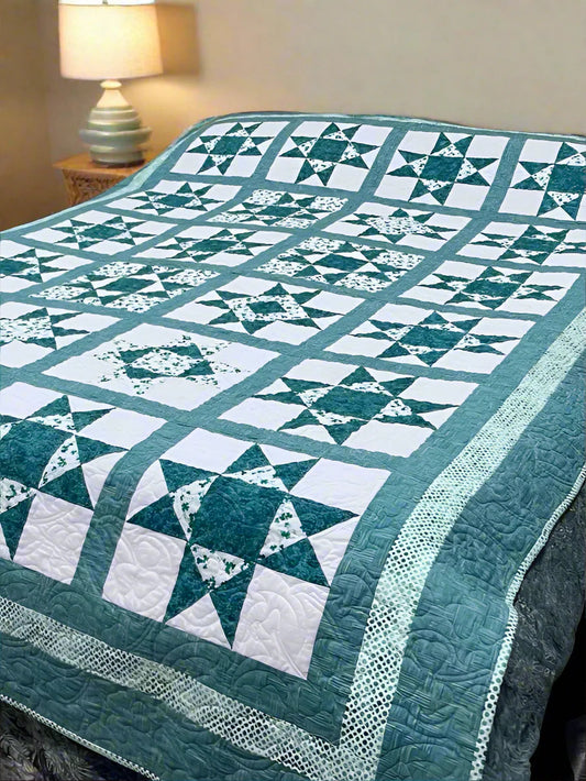 (512) Patrick Shamrock Inspiration Quilt