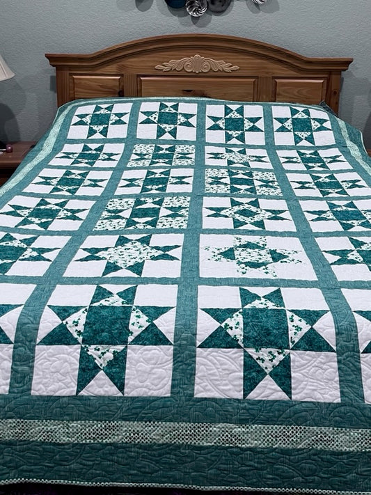 (512) Patrick Shamrock Inspiration Quilt