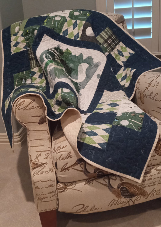 (141) On the Green, Golf-Themed Lap Quilt – 43" x 43