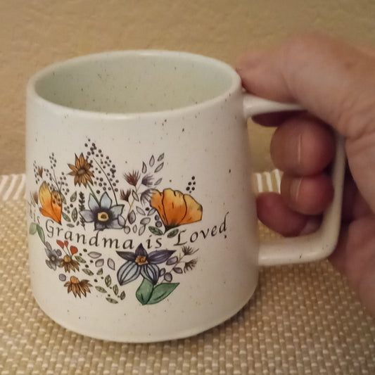 (119) This Grandma is Loved — Hummingbird & Floral Mug