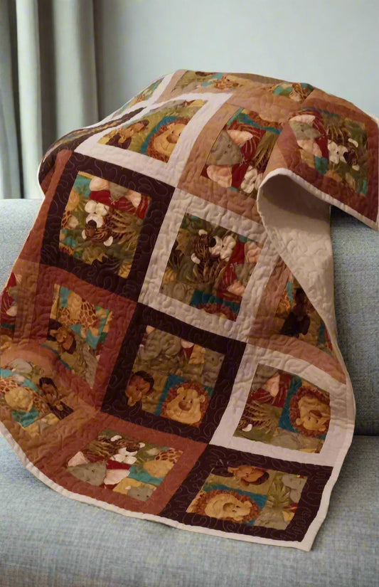 (196) Friendly Jungle – Nursey Quilt