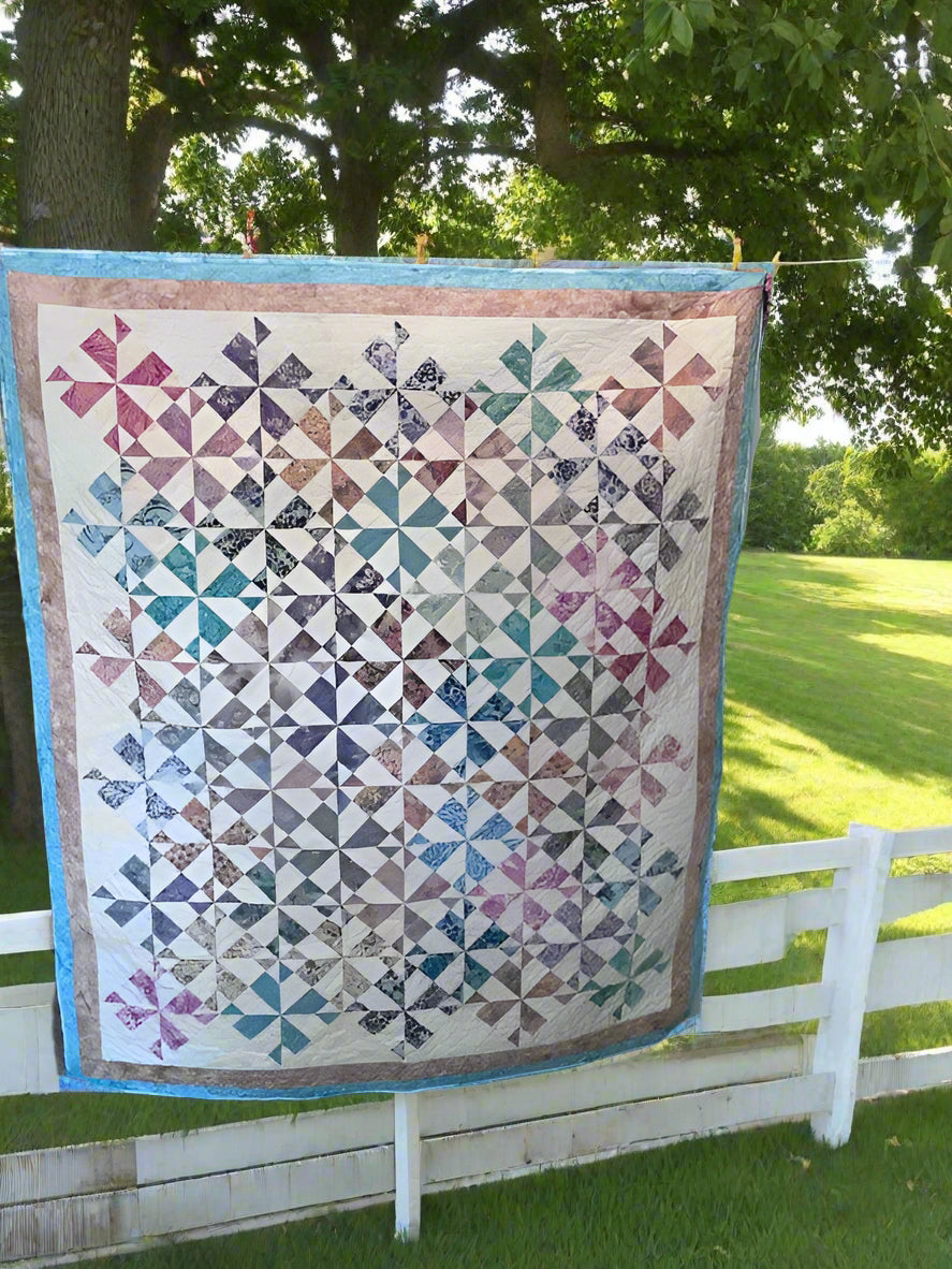 (522) Pinwheel Swirl Quilt