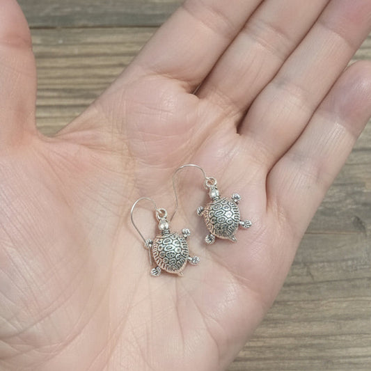 Playful seaside turtle earrings