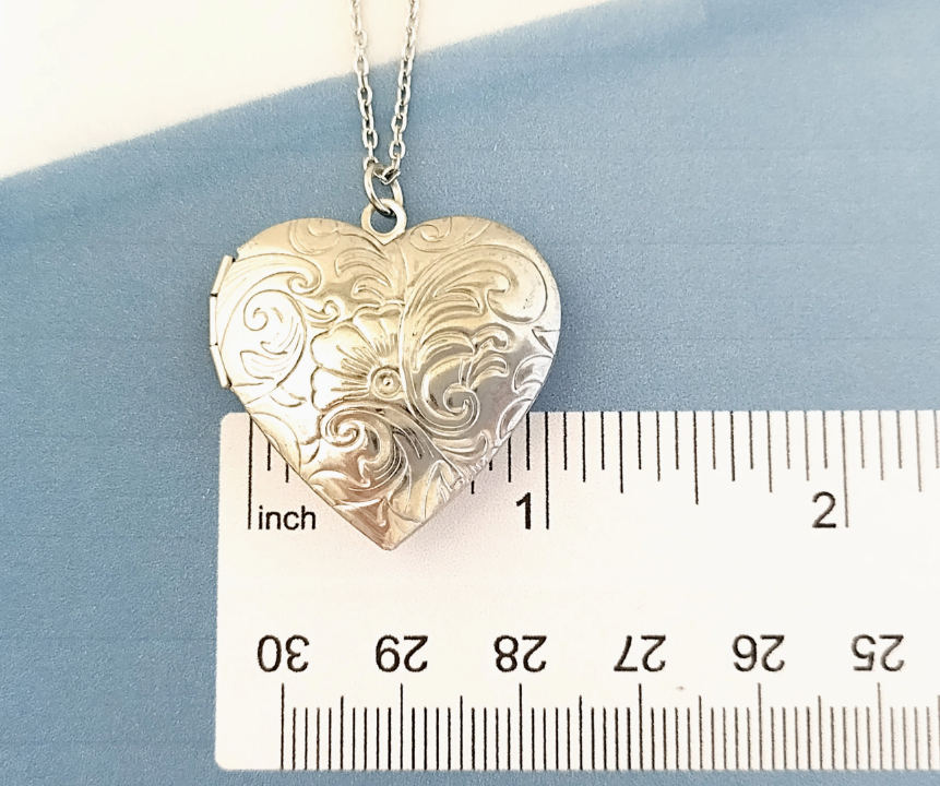Heart Locket necklace