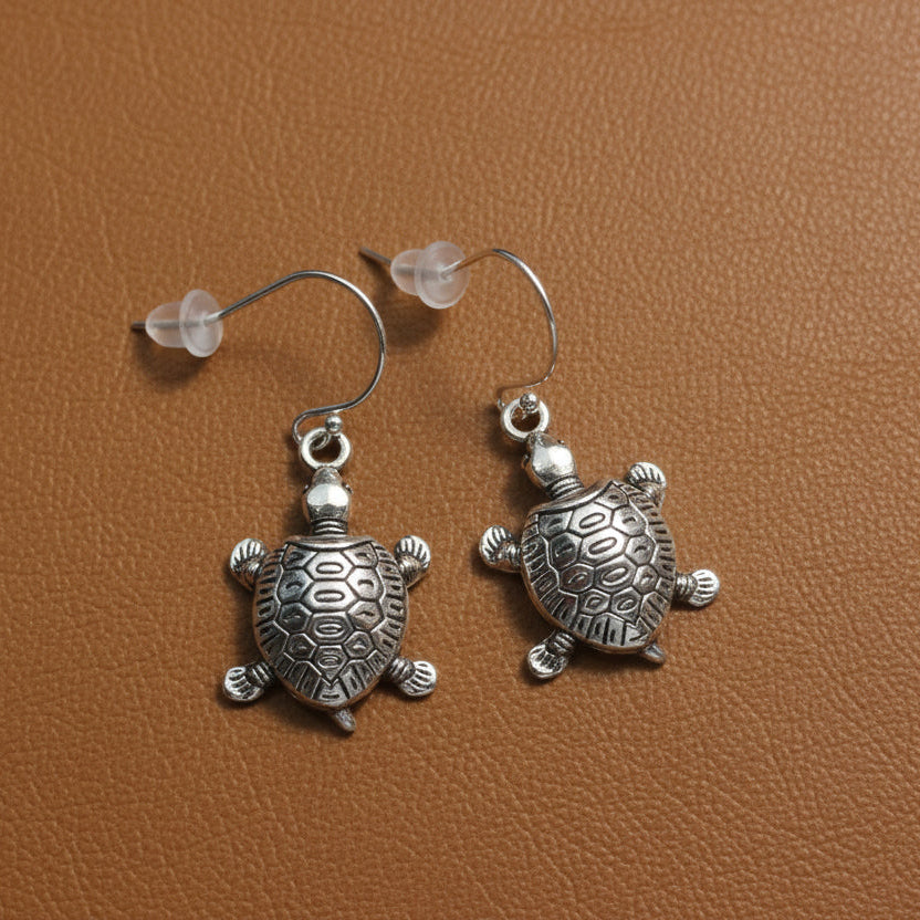 Silver Turtle Dangle Earring