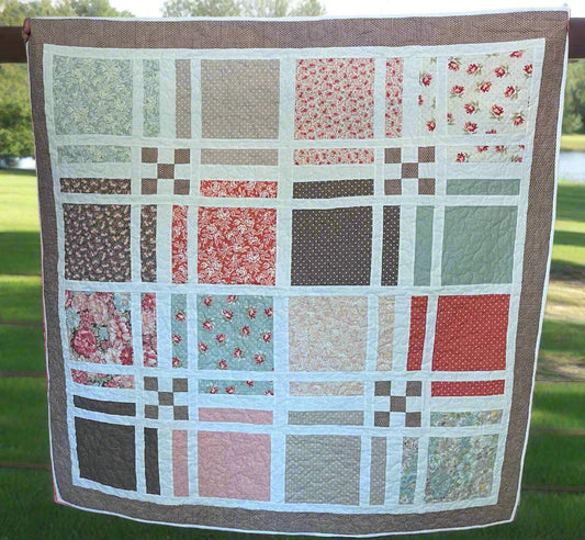 (523) Cocoa and Blocks Quilt