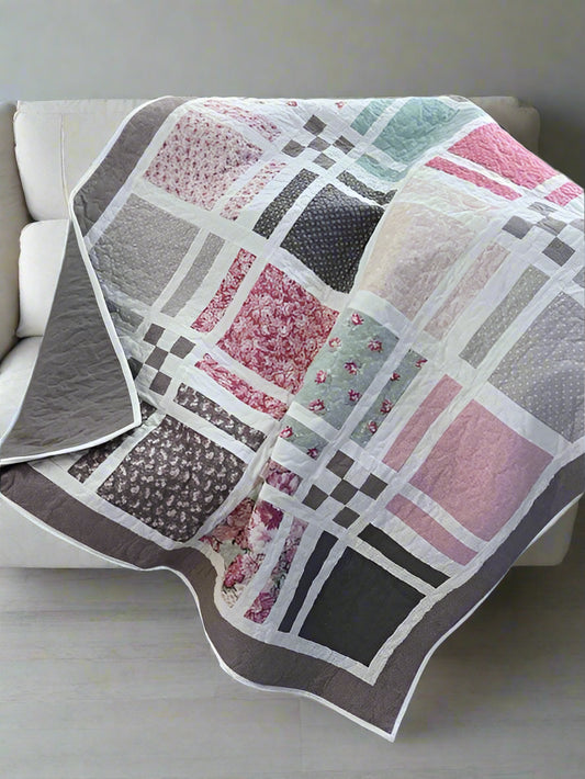 (523) Cocoa and Blocks Quilt