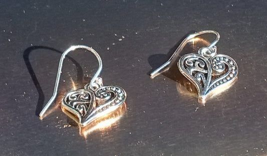 (151) Belva Ann Vintage Heart Earrings
